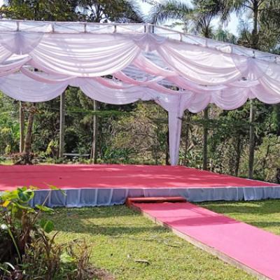 Tenda Transparan